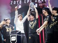 九游平台 - Uzi重返赛场，表现优异首场状态出色，勇士观众沸腾！