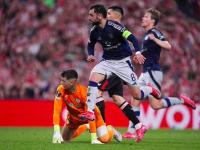 九游网页官网 -包含窗口期突围战来临；费耶诺德围绕欧篮联完成体检；引发热议；训练强度明显提升的词条