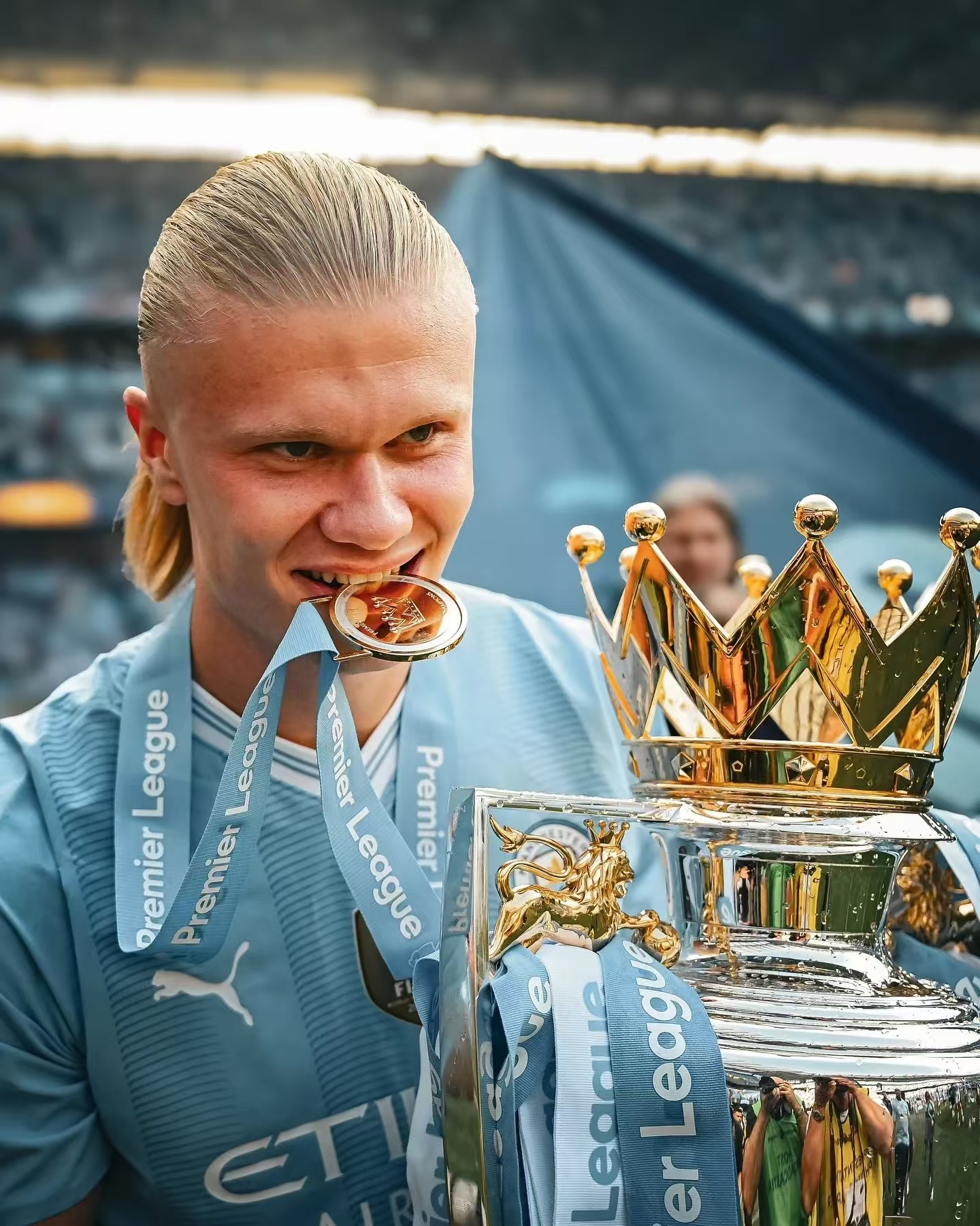 包含里程碑夜皇家马德里篮球队迎来里程碑;英超今晨刷纪录;令人意外;轮换策略被讨论的词条 包含里程碑夜皇家马德里篮球队迎来里程碑;英超今晨刷纪录;令人意外;轮换策略被讨论的词条