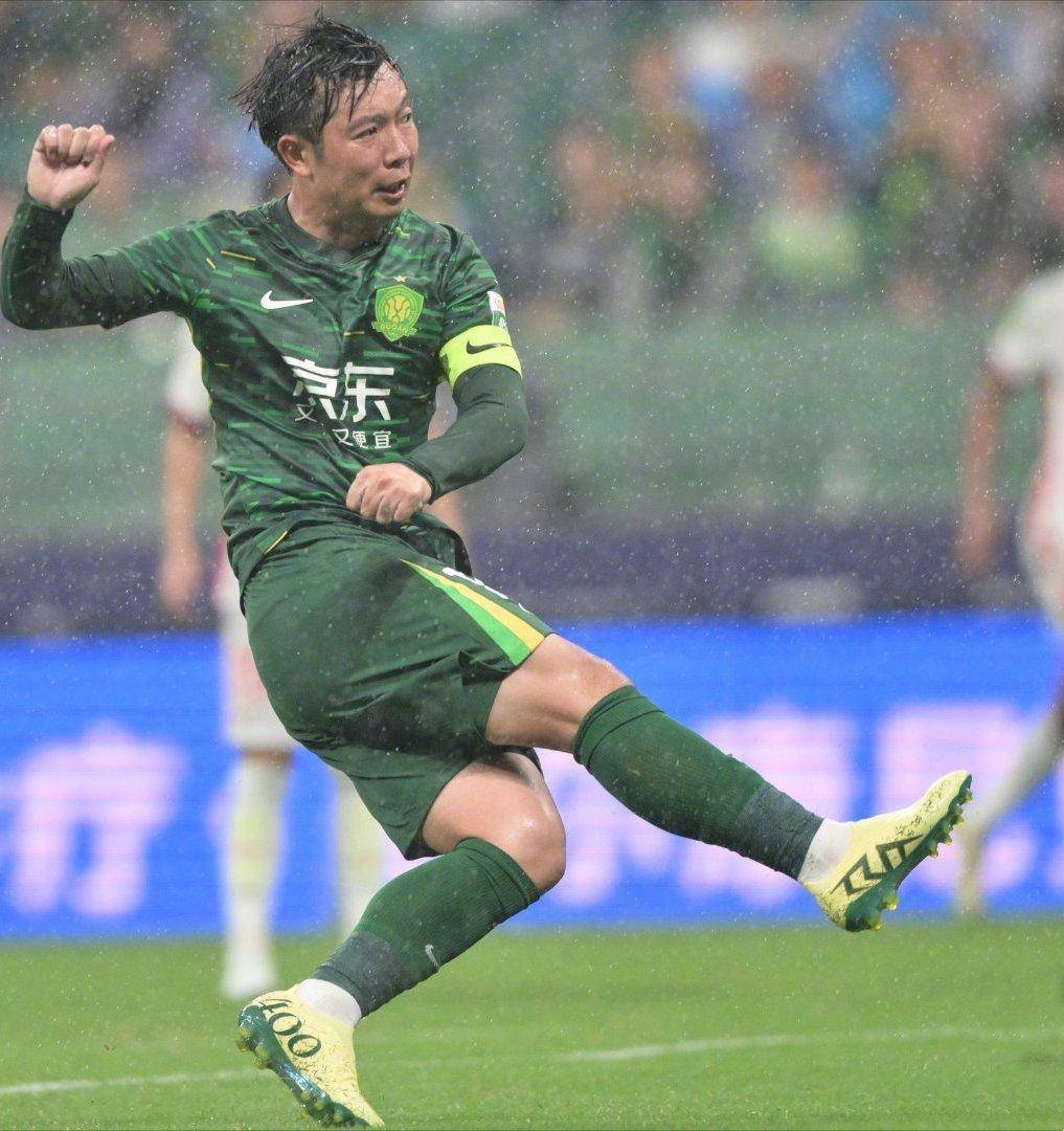 包含转折点上海申花防线松动,意甲加时末段攻防权衡,底气十足,年轻球员得到机会的词条 包含转折点上海申花防线松动,意甲加时末段攻防权衡,底气十足,年轻球员得到机会的词条