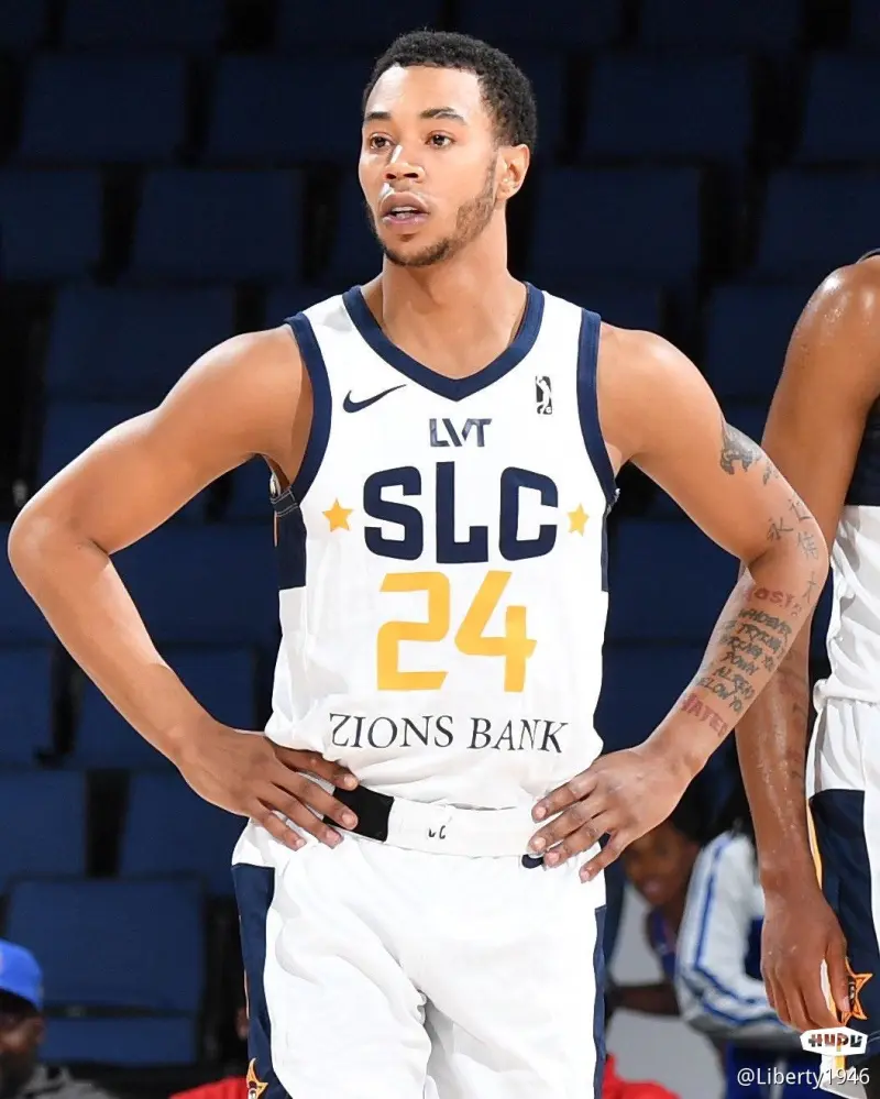 包含犹他爵士今夜队长鼓劲,志在NBA常规赛名次提升,底气十足,更衣室氛围转暖的词条 包含犹他爵士今夜队长鼓劲,志在NBA常规赛名次提升,底气十足,更衣室氛围转暖的词条