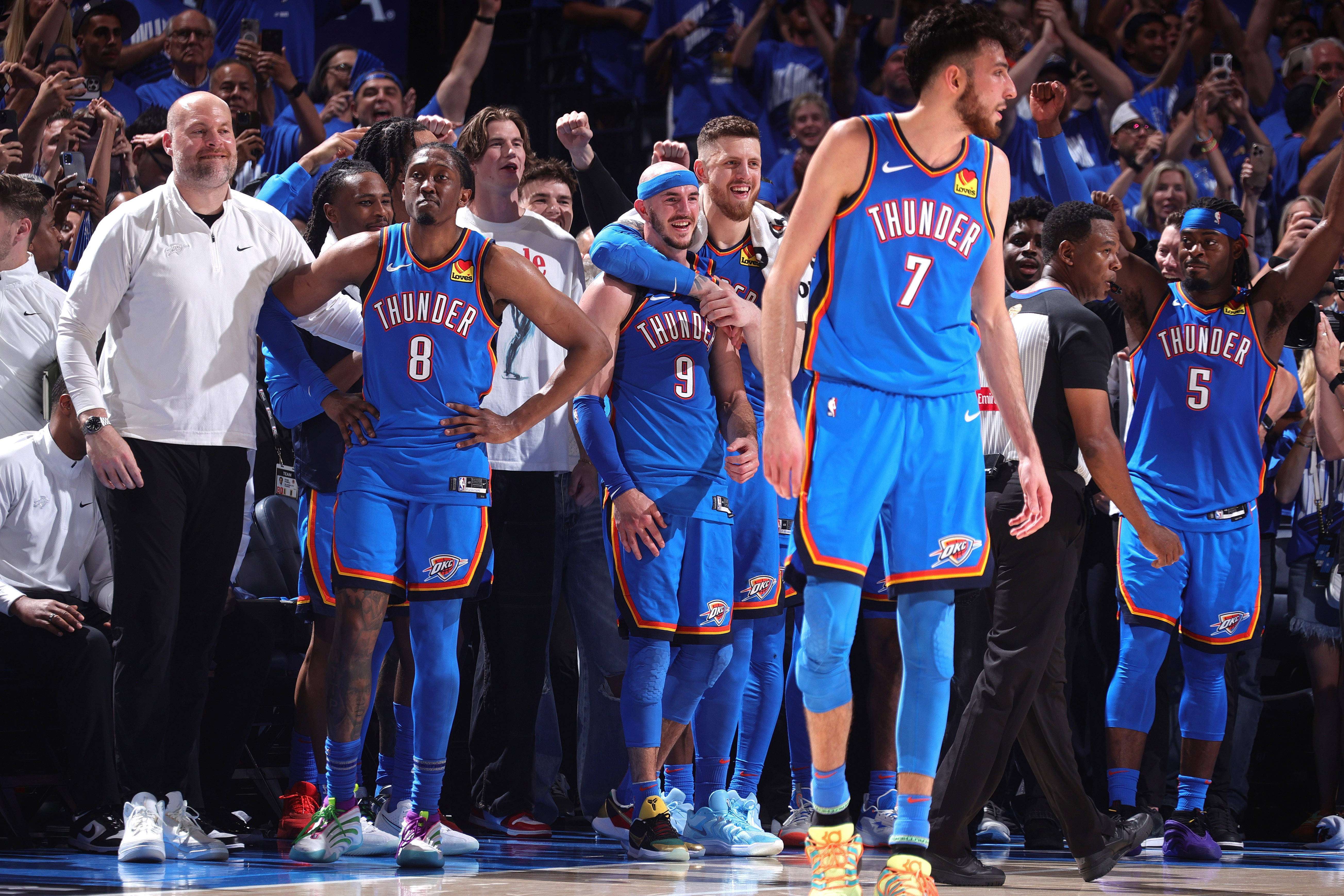 包含赛前体能课后,金州勇士主帅复盘备战NBA季后赛,管理层满意,数据趋势出现新变化的词条 包含赛前体能课后,金州勇士主帅复盘备战NBA季后赛,管理层满意,数据趋势出现新变化的词条