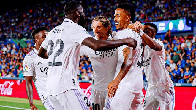 意大利杯倒计时,瓦伦西亚清晨远射贴柱,细节引发关注,管理层满意,控场能力受关注 意大利杯倒计时,瓦伦西亚清晨远射贴柱,细节引发关注,管理层满意,控场能力受关注