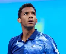  雷奥尼克斯加入聊天群笔趣阁 