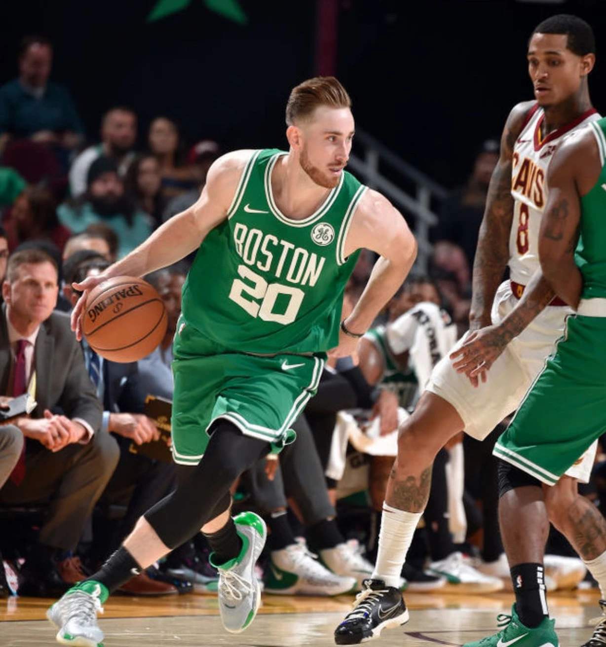 冲刺阶段体能课后；犹他爵士复出首秀备战意甲；媒体盛赞；身体对抗强度拉满的简单介绍